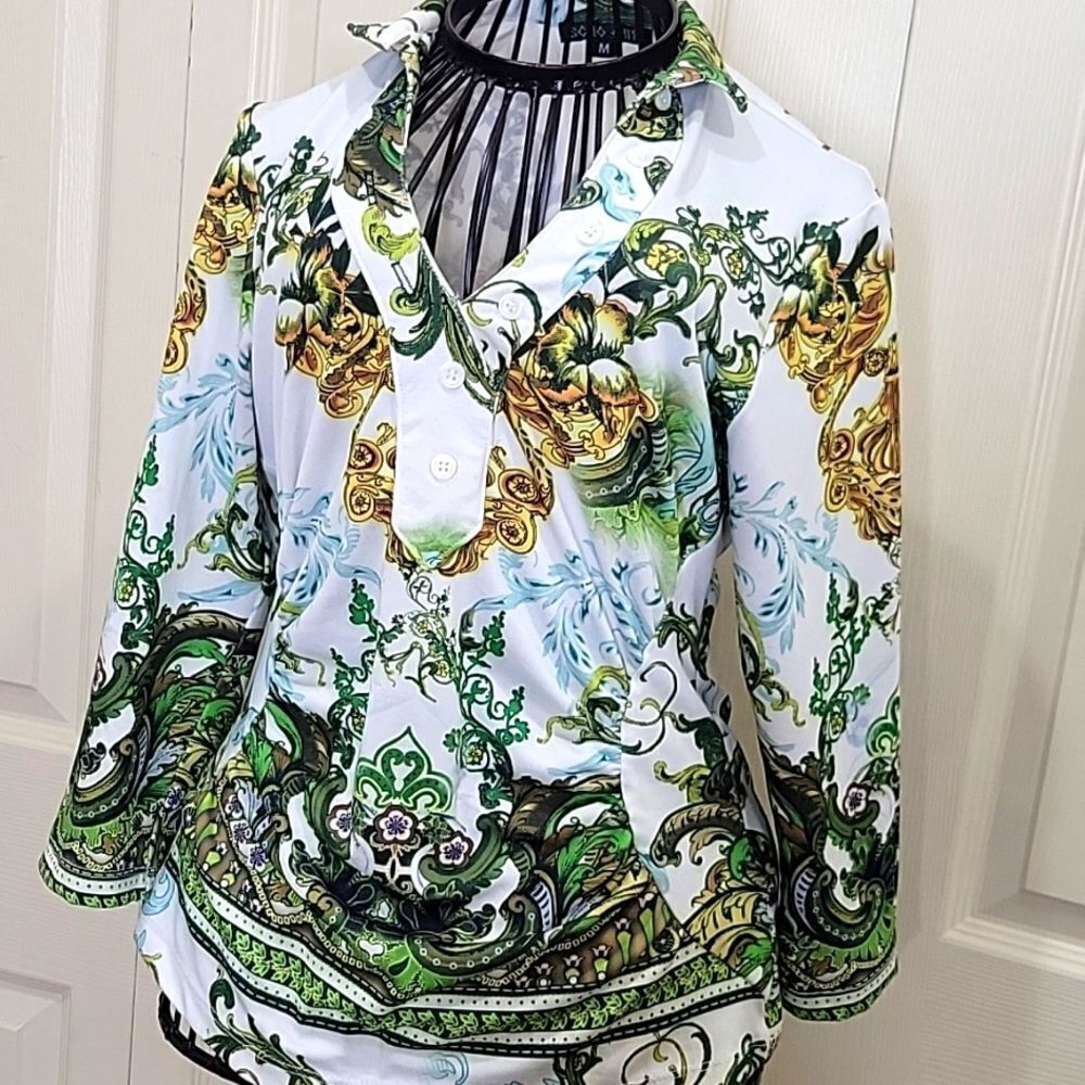 BOHO CHIC Ruched Blouse Size Medium - Picture 2 of 7